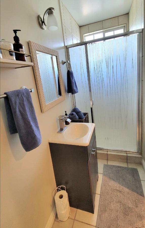Large 1-Bedroom With Kitchen In Encino Los Angeles Esterno foto